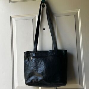Vintage A Valentino genuine Leather Black Shoulder Bag. Made in Italy.